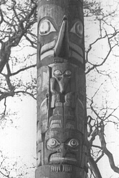 Close up of Haida House Frontal Pole