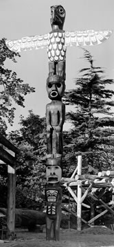 Mât totémique Kwakwaka’wakw, XIXème siècle