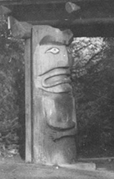 Poteaux de maison nuu-chah-hulth