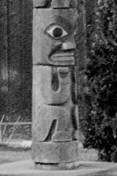 Close up of lower corner post figure