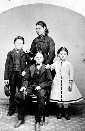 John and Cecelia’s surviving children,; Harry, James, Amy, Edith